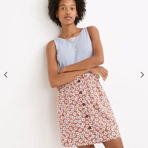 Madewell Paperbag Button-Front Mini Skirt in Falling Daisies